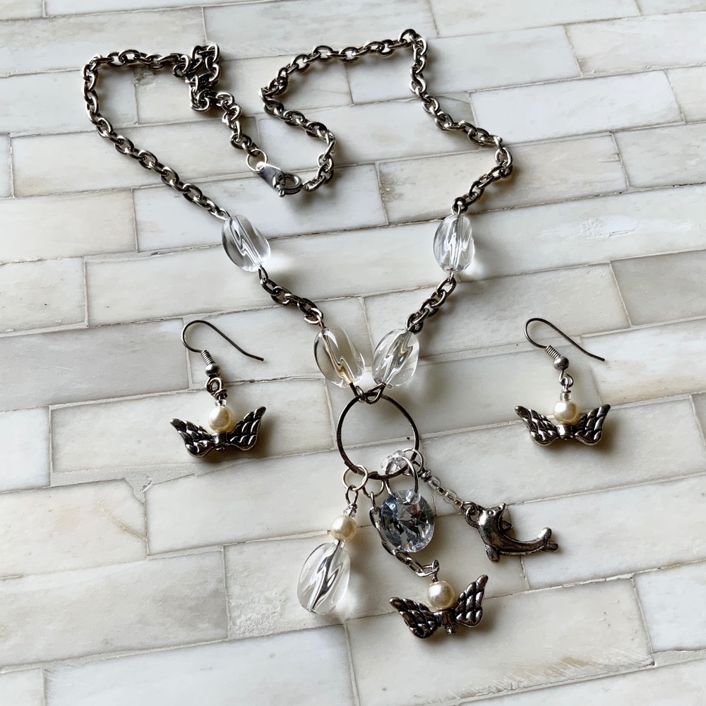 Vintage Silver tone Charm Angel Wings Necklace & Earrings